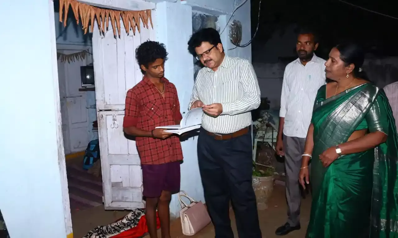 Project Prerana: Yadadri Bhuvanagiri collector personally wakes up Class 10 students for board exam prep