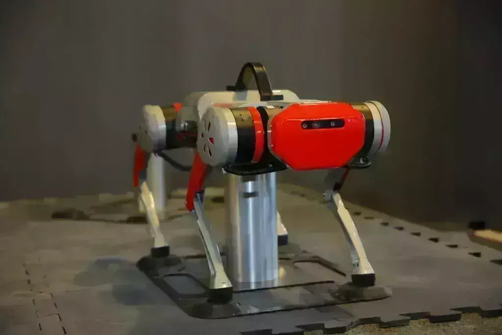 Addverbās Trakr 2.0, HOCA and Brisk to better warehouse management via robotic innovations