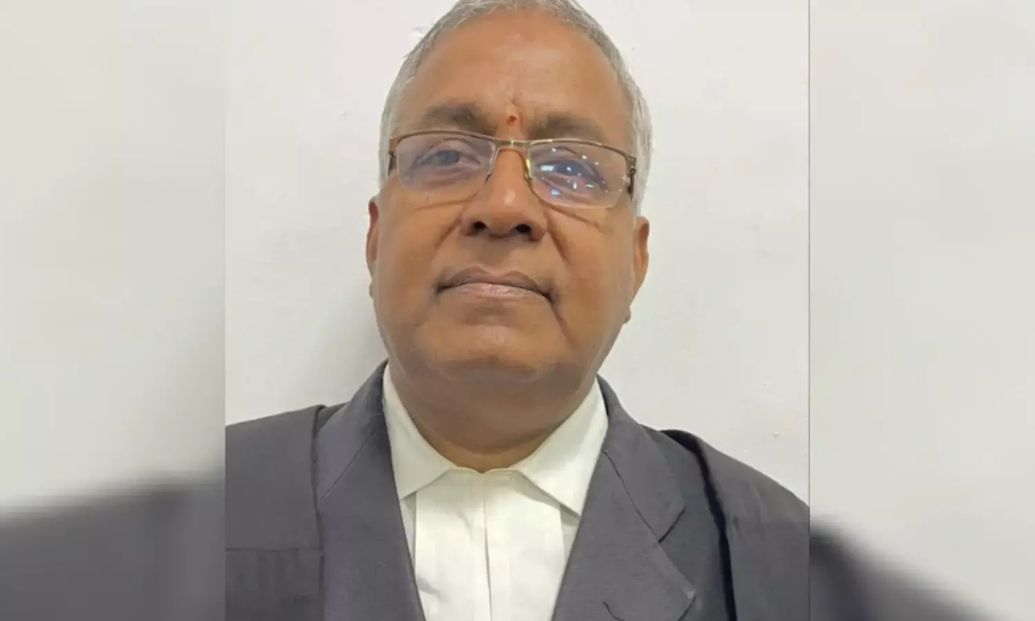 Senior lawyer Pusnooru Venugopal Rao collapses during hearing at Telangana HC, dies enroute to hospital
