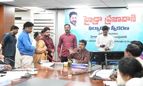 Prajavani: HYDRAA Commissioner Ranganath orders dismantling of unauthorized compound walls in twin cities