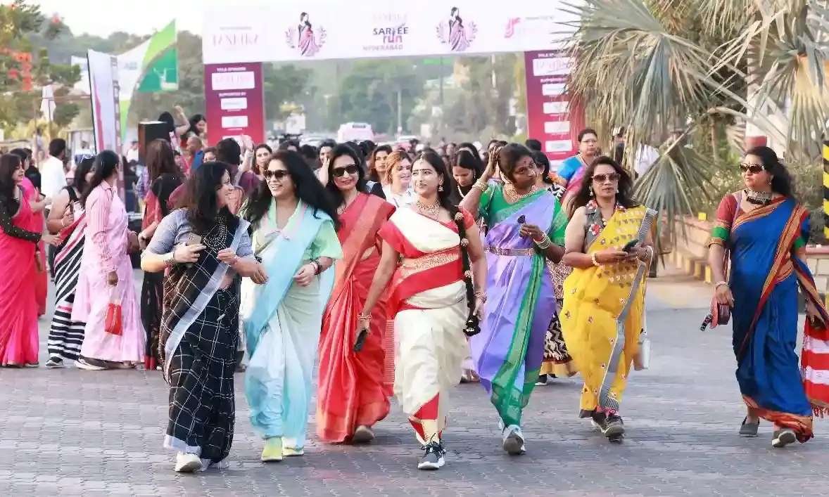 Hyderabad’s Necklace Road turns colourful as 3,000 women join Taneira Saree Run