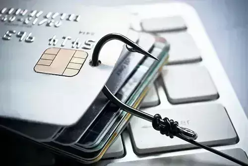 Hyderabad resident loses Rs 2 lakh to caller posing as credit card company agent