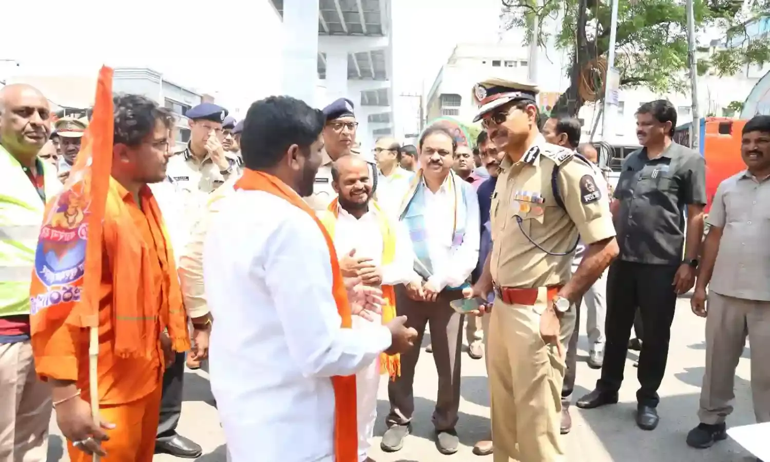Hanuman Jayanti yatra in Hyderabad: Cops advise organisers to look out for unknown persons in procession