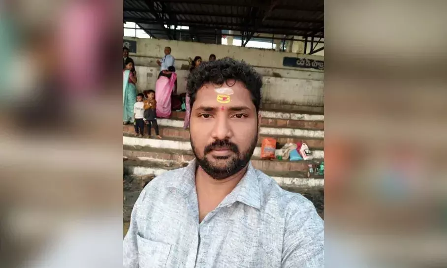 Biker trying to escape traffic challan crashes into RTC bus in Balanagar, dies