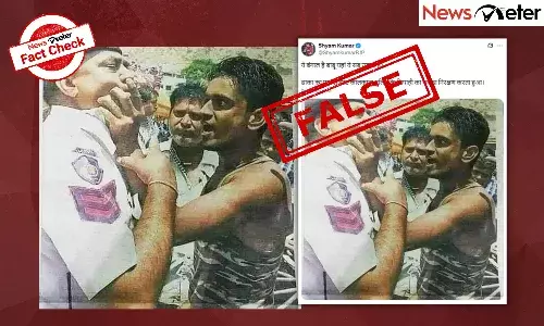 Fact Check: Bangladeshi man attacks police in Kolkata? No, image is old and from Jodhpur