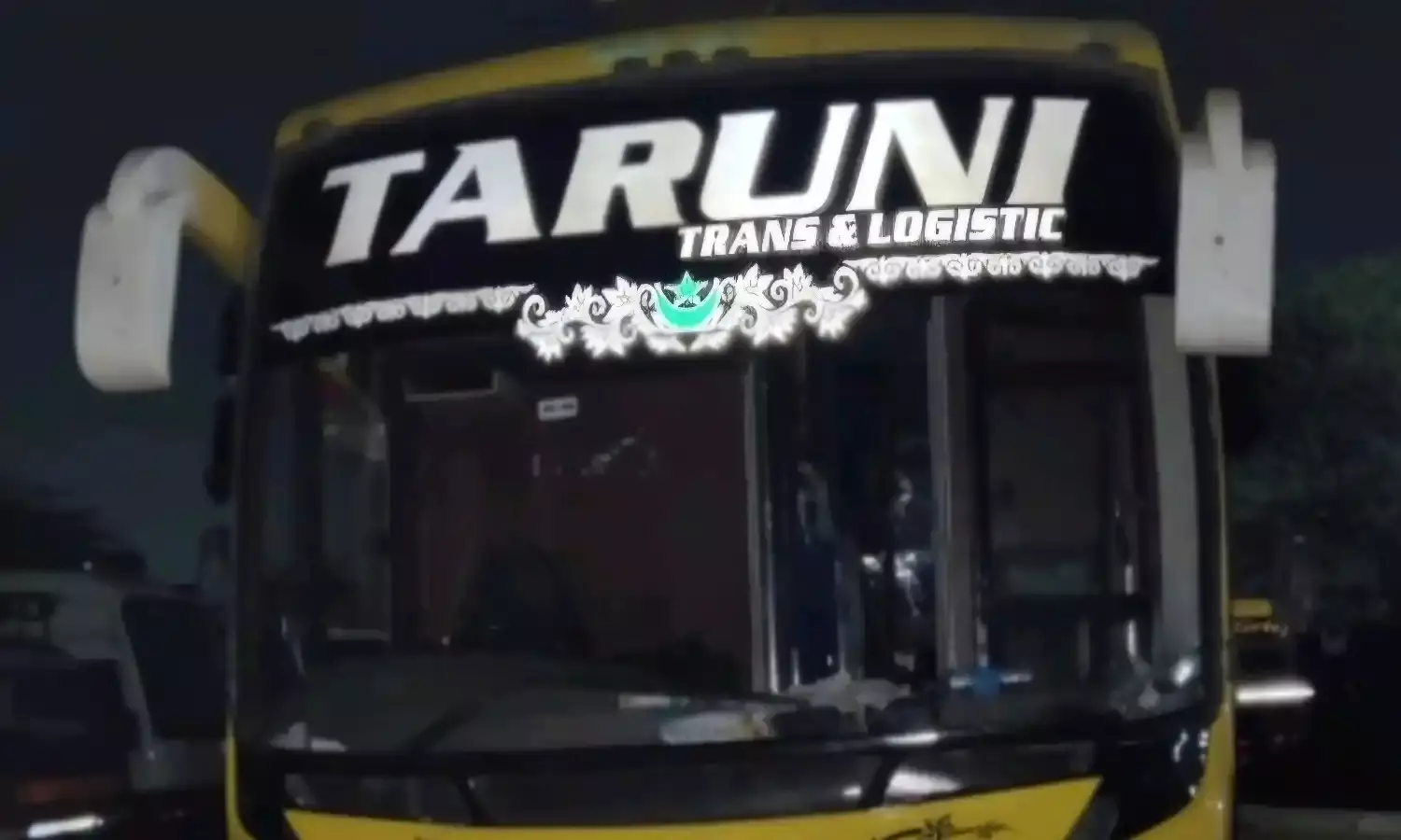 Hyderabad: Police book RedBus, Taruni Trans and Logistics for forcing passengers to travel in poorly maintained bus