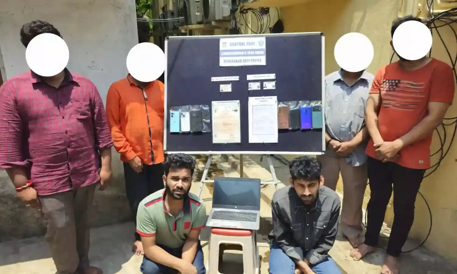 Two Bangladeshi nationals arrested in Malakpet with fake birth certificates, Aadhaar cards; 4 agents held