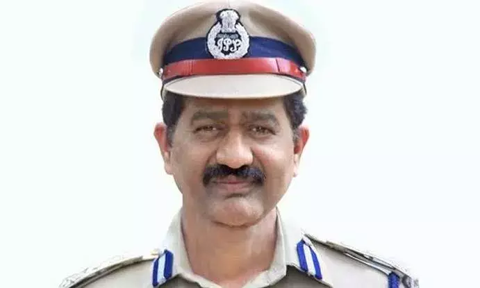 Telangana opposes bail plea of absconding ex-SIB Chief Prabhakar Rao in phone tapping case