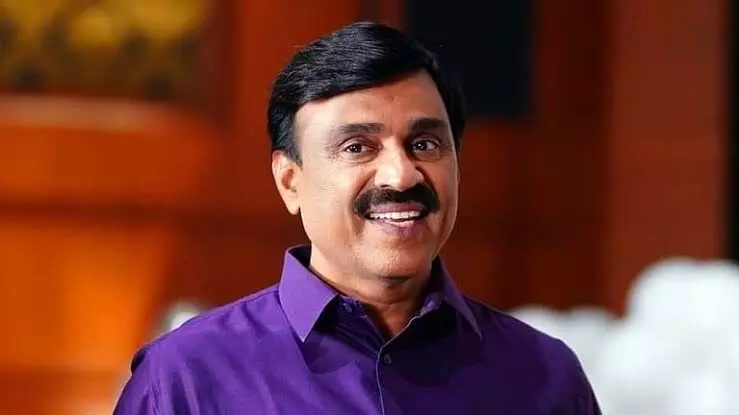 Illegal mining case: Hyderabad court sentences ex-Karnataka minister Gali Janardan Reddy, 2 others to 7 years in jail Illegal mining case: Hyderabad court sentences ex-Karnataka minister Gali Janardan Reddy, 2 others to 7 years in jail