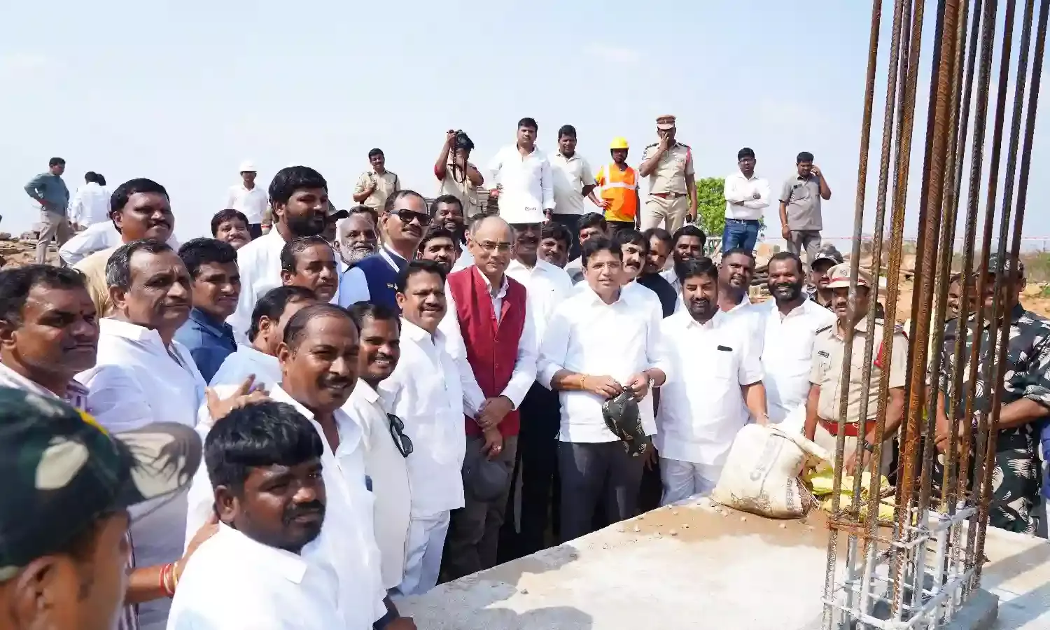 Sridhar Babu: Skill training centres will be set up in every district headquarters