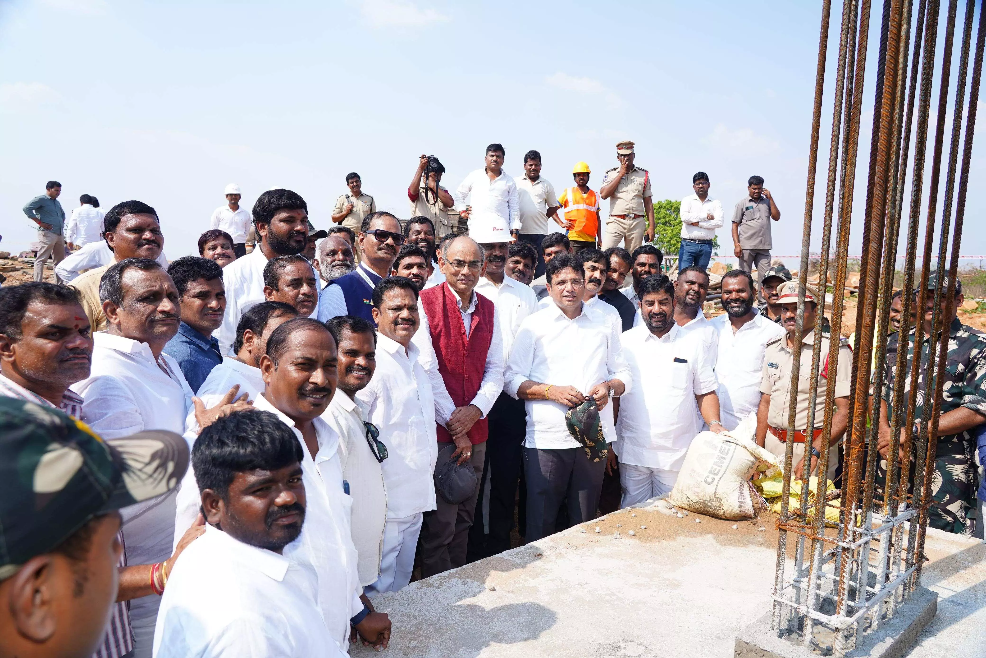 Sridhar Babu: Skill training centres will be set up in every district headquarters Sridhar Babu: Skill training centres will be set up in every district headquarters