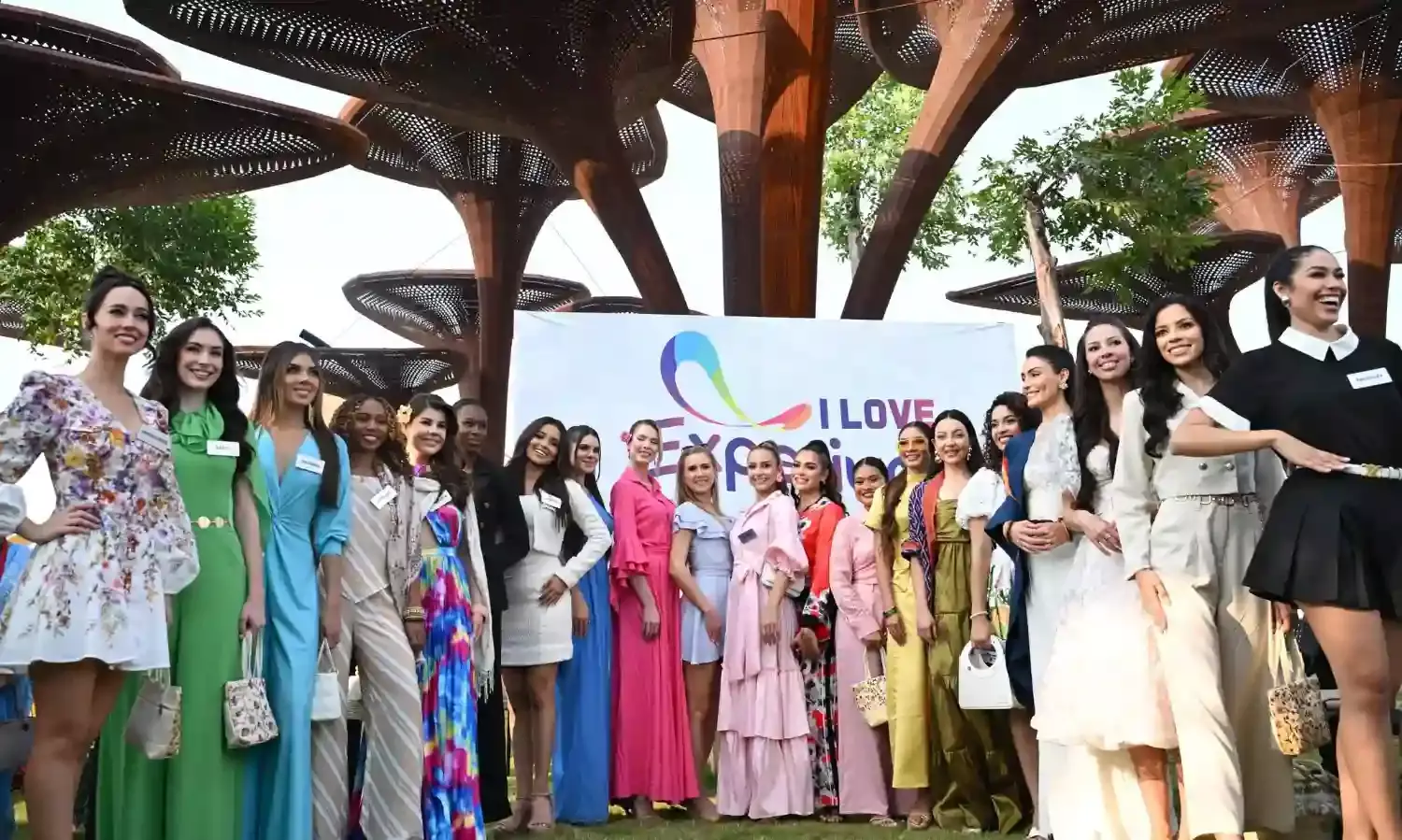 Miss World Krystyna Pyszková, Asia-Oceania contestants visit Experium Eco-Tourism Park