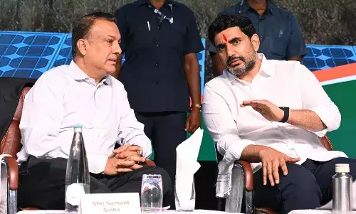 āNew Green Revolutionā: Lokesh lays stone for Rs 22,000 crore ReNew clean energy project in Anantapur