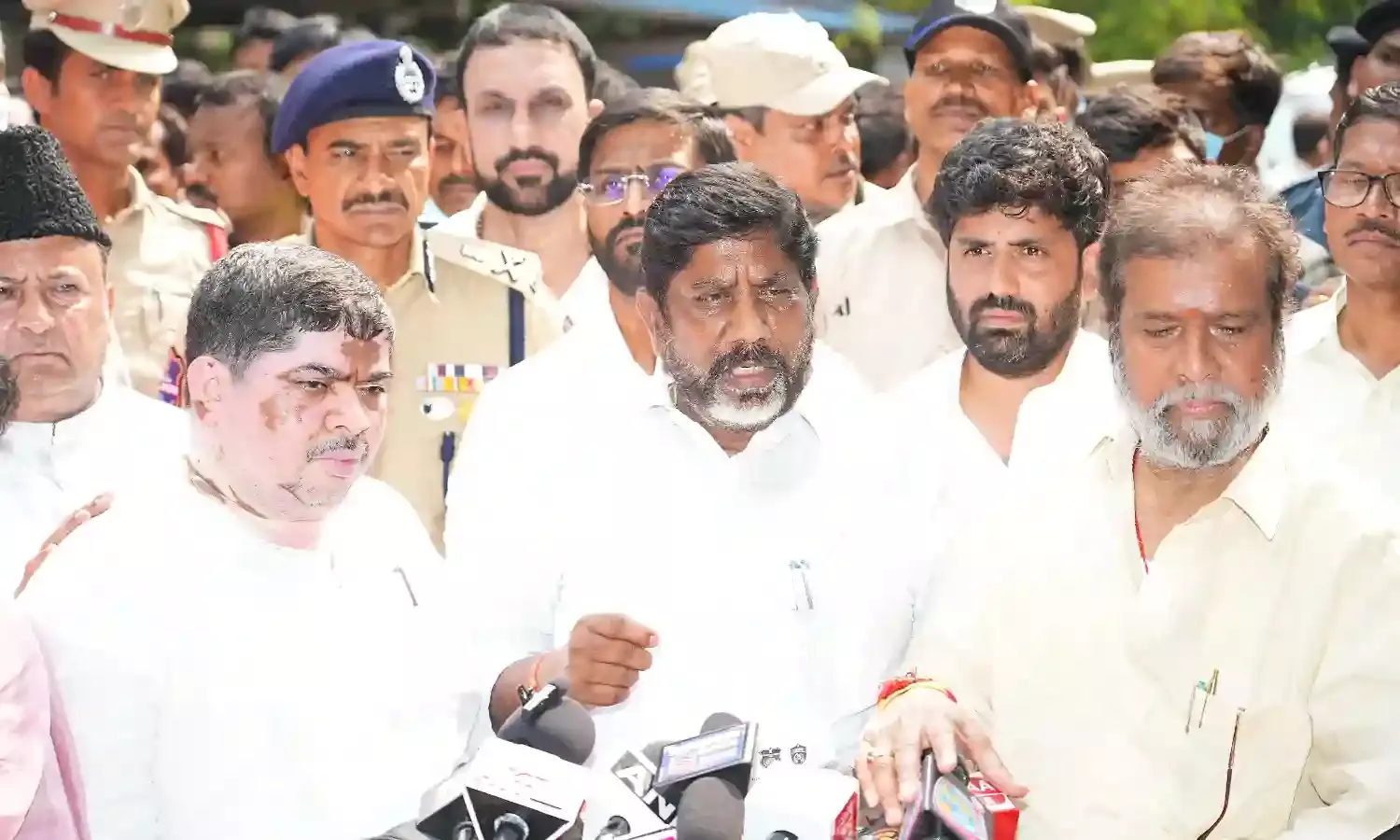 Gulzar House fire: Deputy CM announces Rs 5 lakh ex-gratia for families of victims