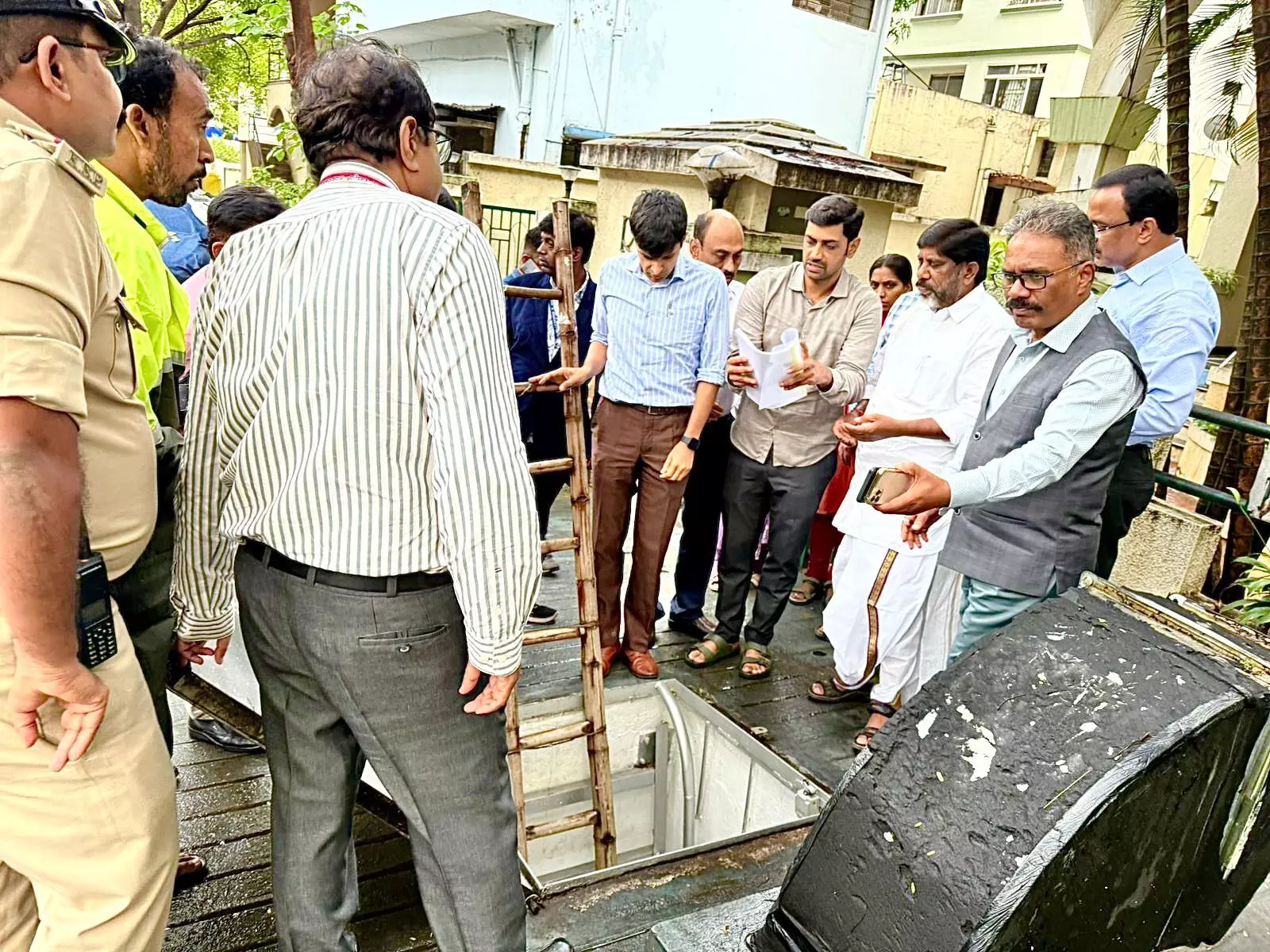 Deputy CM Bhatti Vikramarka reviews Bengaluru’s underground power cabling by BESCOM Deputy CM Bhatti Vikramarka reviews Bengaluru’s underground power cabling by BESCOM