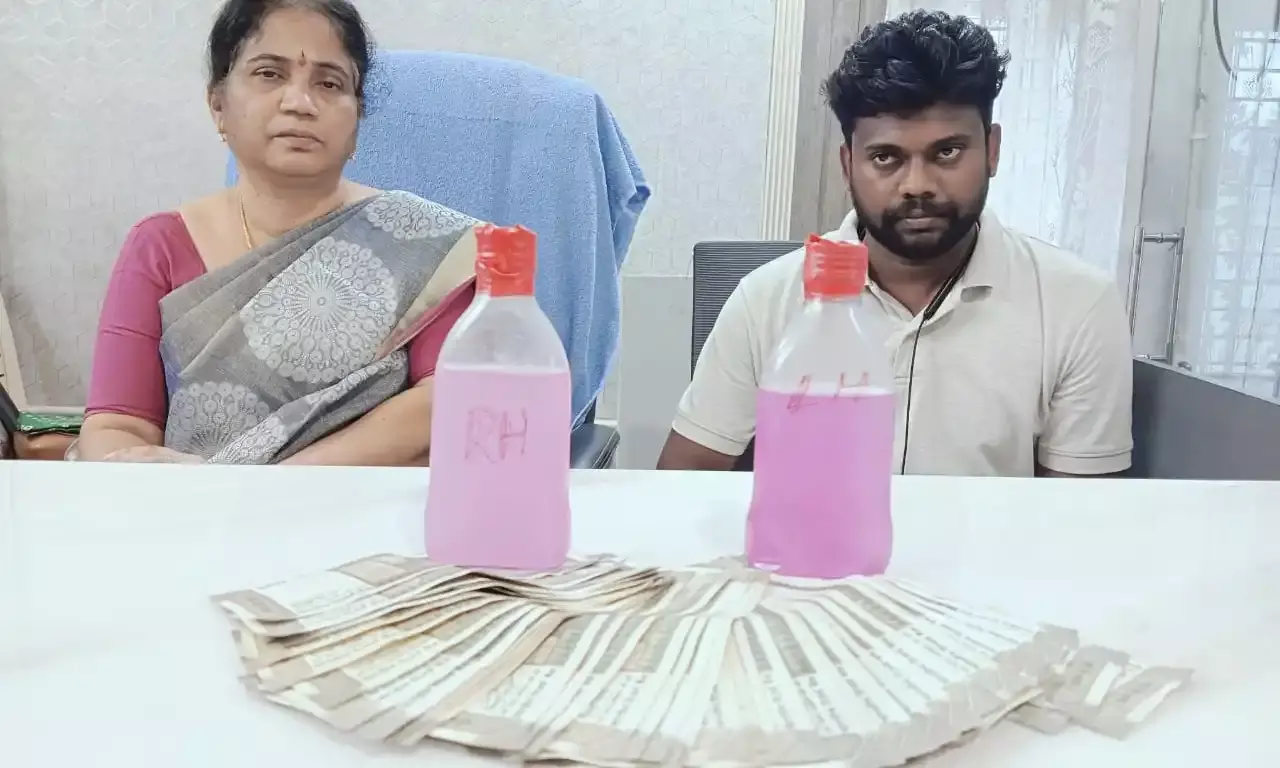 Khammam Rural sub-registrar, document writer caught with Rs 30,000 bribe