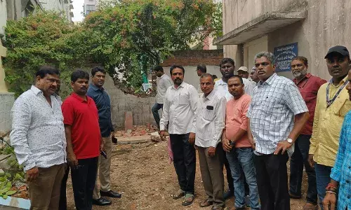 After headmaster’s protest, HYDRAA demolishes illegal wall blocking Secunderabad school entrance