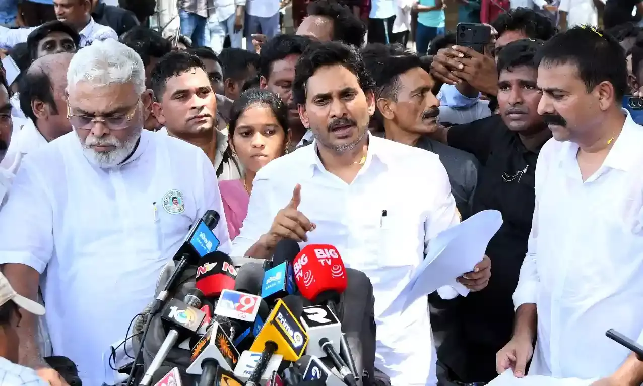 Jagan calls for Betrayal Day on June 4, condemns alleged police brutality on three Tenali youths