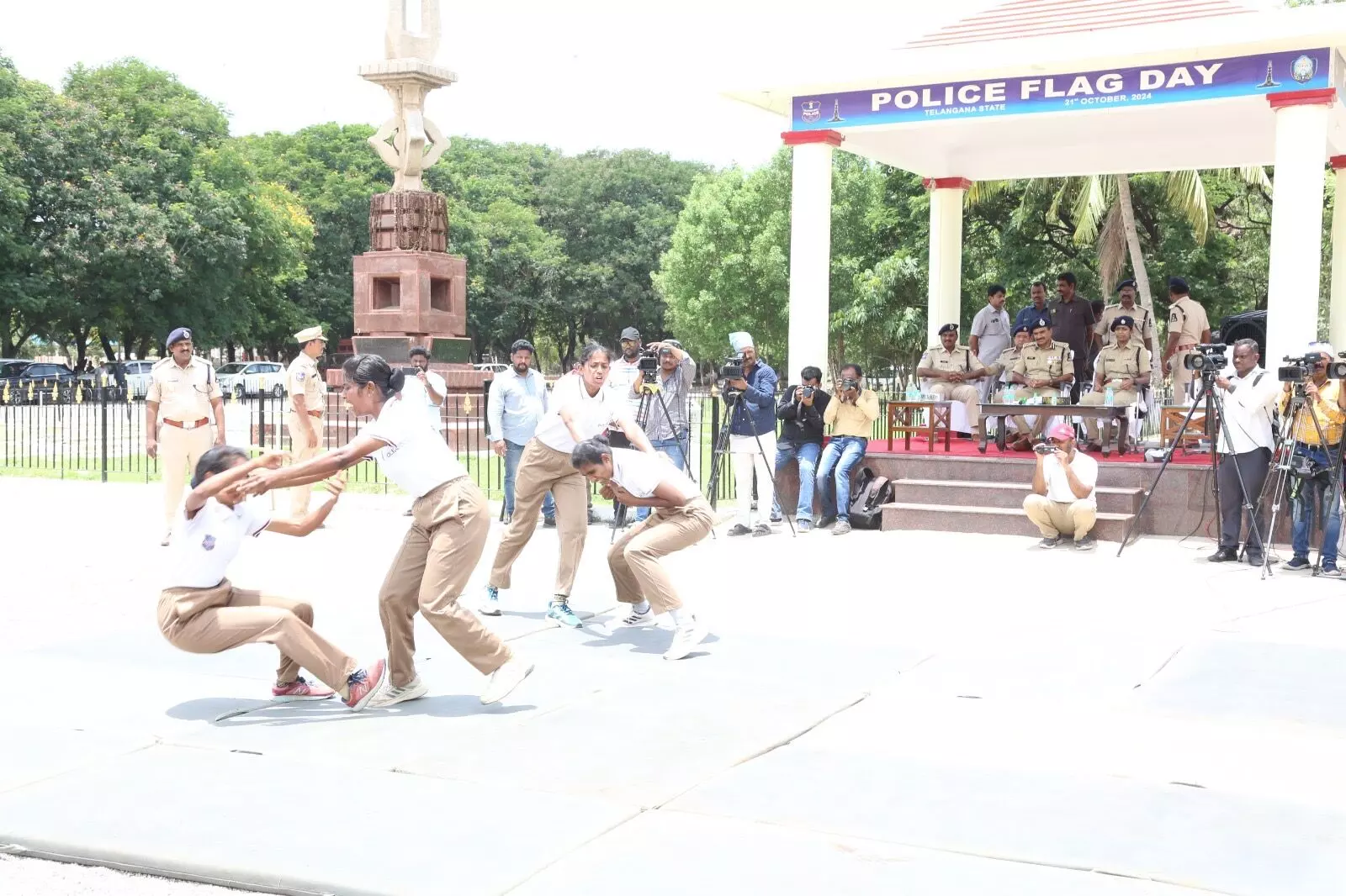 `Bold and brave’: Forget US, Hyderabad police launch SWAT to deal with womens issues `Bold and brave’: Forget US, Hyderabad police launch SWAT to deal with womens issues
