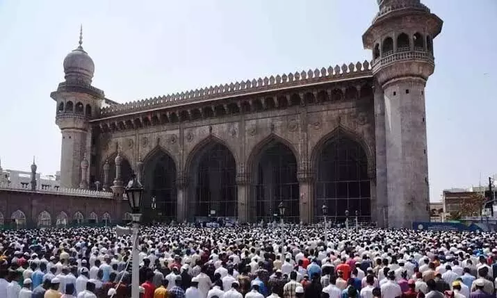Traffic advisory at Mir Alam Tank Eidgah for Bakrid prayers; check details here Traffic advisory at Mir Alam Tank Eidgah for Bakrid prayers; check details here