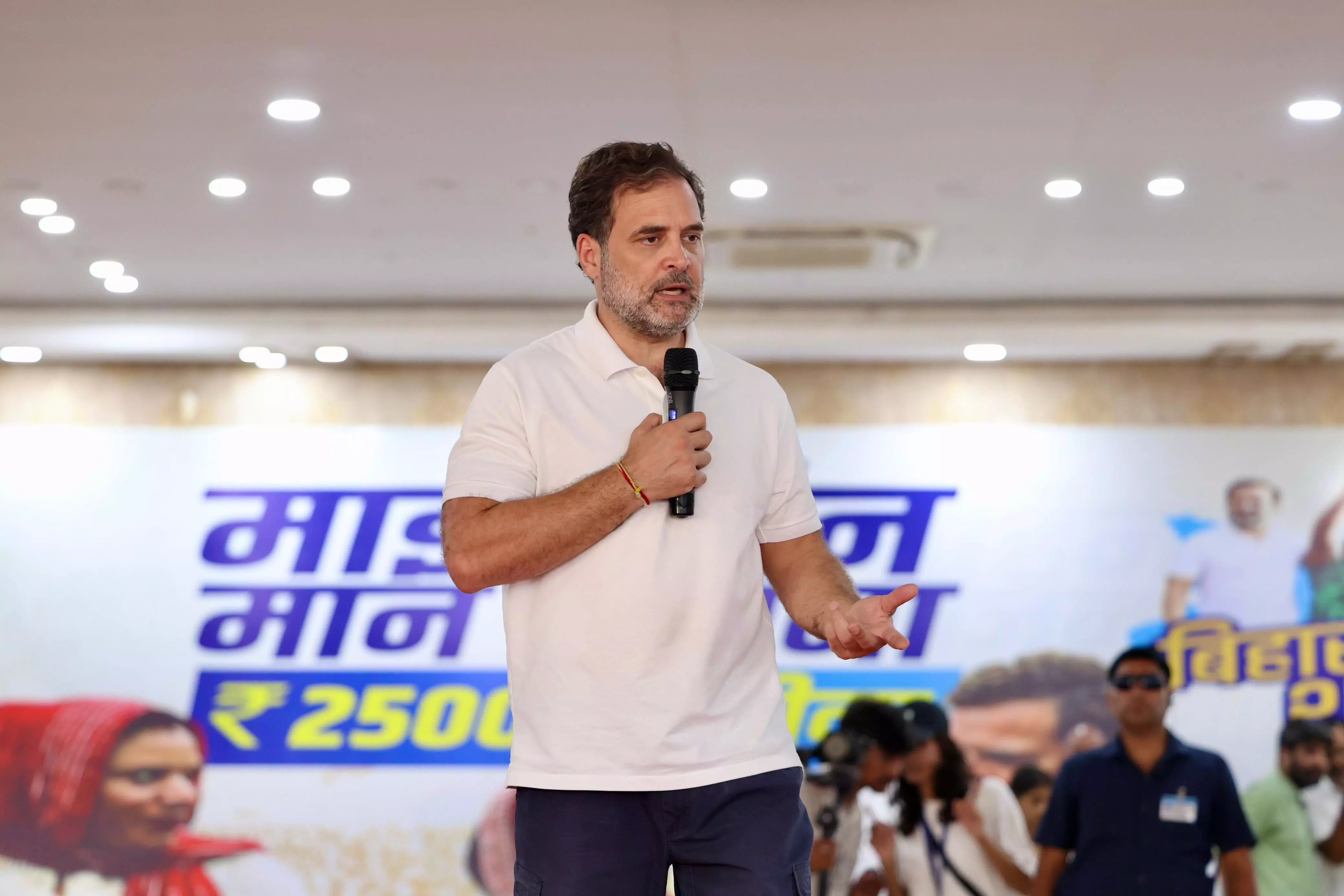 Rahul Gandhi praises Telangana model for caste survey, says national census will broaden perspective Rahul Gandhi praises Telangana model for caste survey, says national census will broaden perspective