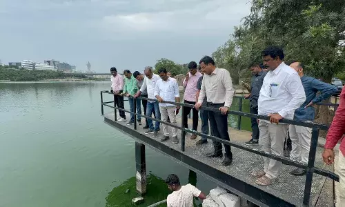 HYDRAA chief Ranganath assesses Durgam Cheruvuās capacity to handle heavy rainwater inflows