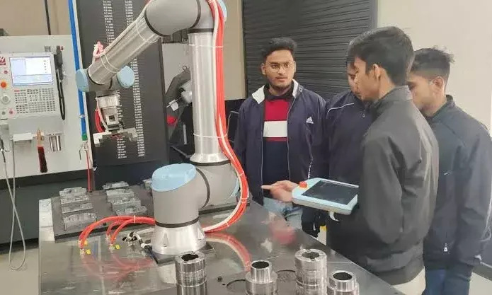 Hyderabad: TConsult to train 10,000 youth in semiconductor manufacturing