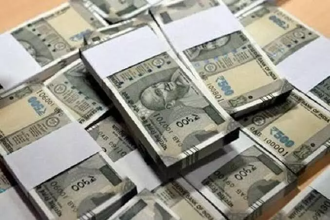 Hyderabad: How ex-IAS officer Ponnekanti duped US techie of Rs 4.3 Cr by luring him to invest in bogus projects Hyderabad: How ex-IAS officer Ponnekanti duped US techie of Rs 4.3 Cr by luring him to invest in bogus projects