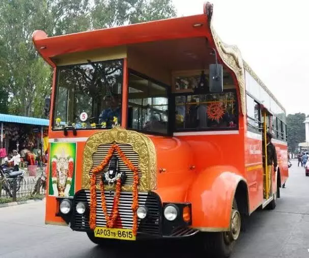 Tirumala: APSRTC to introduce free bus travel for pilgrims to end private operators’ monopoly Tirumala: APSRTC to introduce free bus travel for pilgrims to end private operators’ monopoly