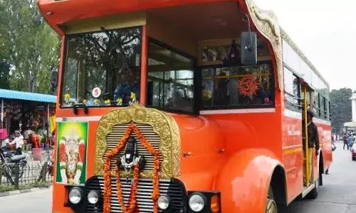 Tirumala:  APSRTC to introduce free bus travel for pilgrims to end private operatorsā monopoly