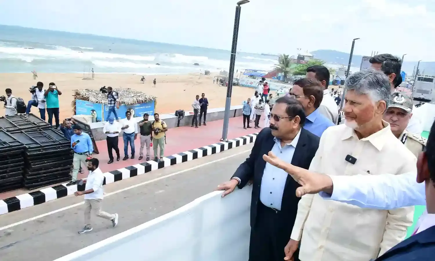 IYD: 5L people to perform yoga at single location in Vizag; Naidu reviews arrangements