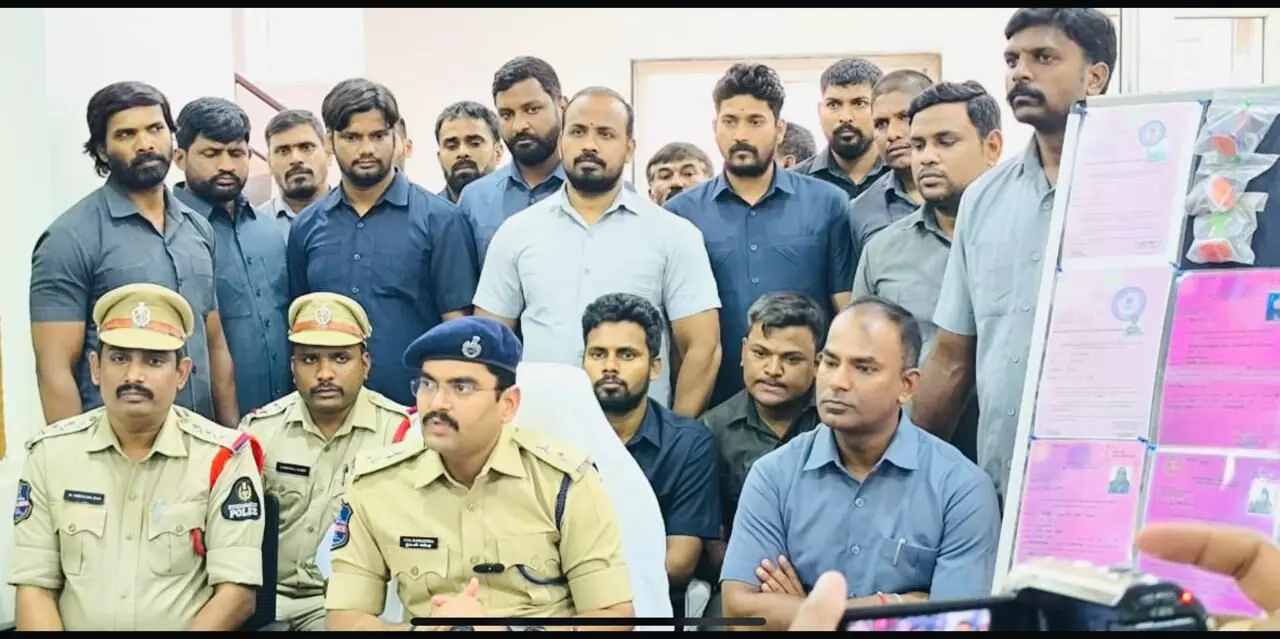 ‘Govt housing scheme’ scam: 30 Hyderabad locals cheated of Rs 42 lakh; four arrested ‘Govt housing scheme’ scam: 30 Hyderabad locals cheated of Rs 42 lakh; four arrested