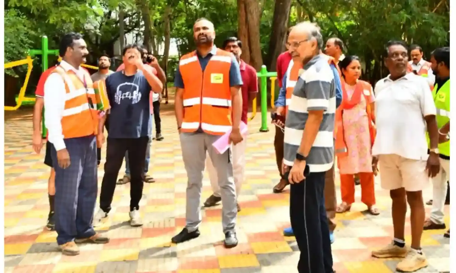 Bad toilets, algae-filled well: Indira Park walkers complain to GHMC chief about unhygienic facilities