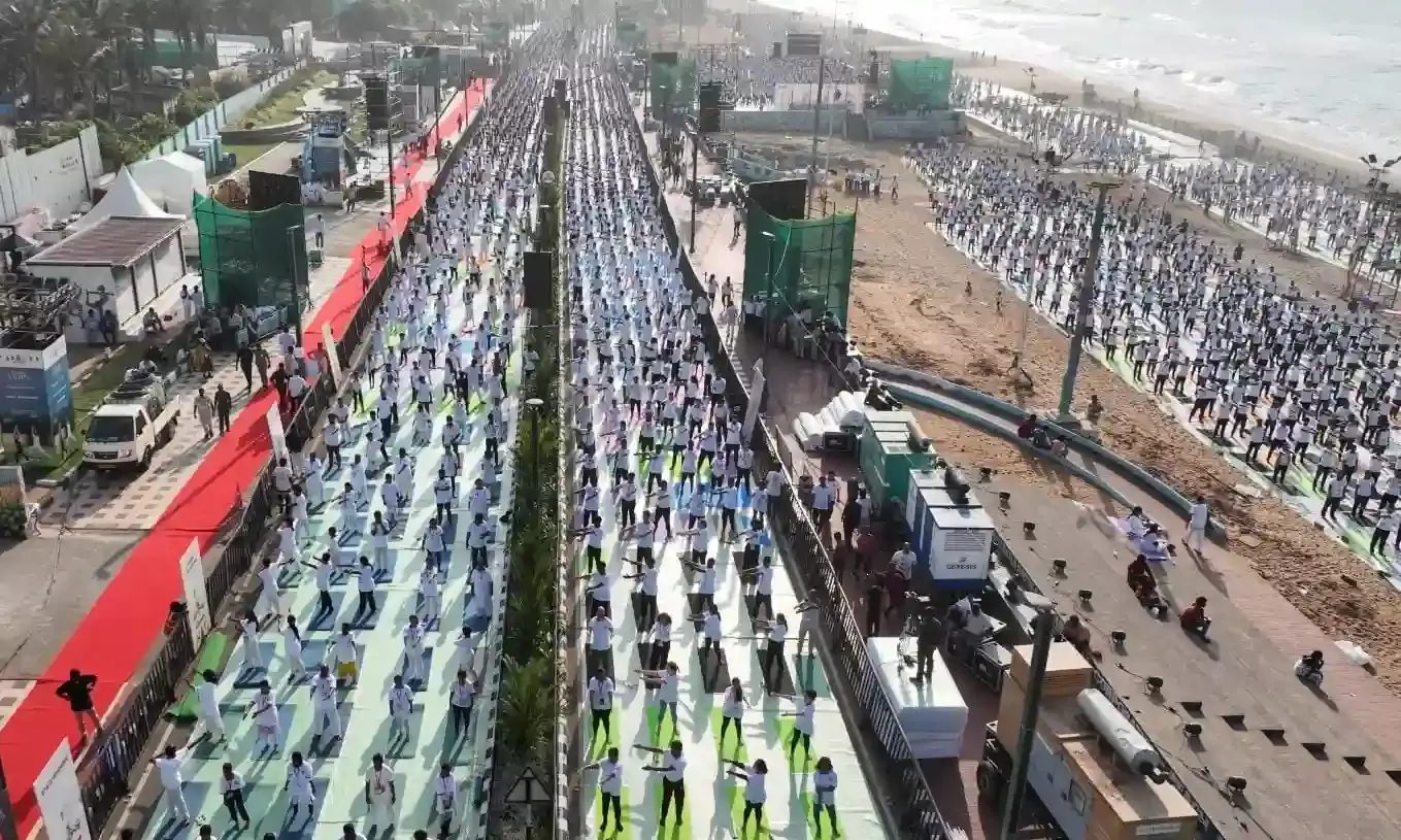 PM Modi leads International Yoga Day celebrations at Vizag; CM Naidu among 3L people join event