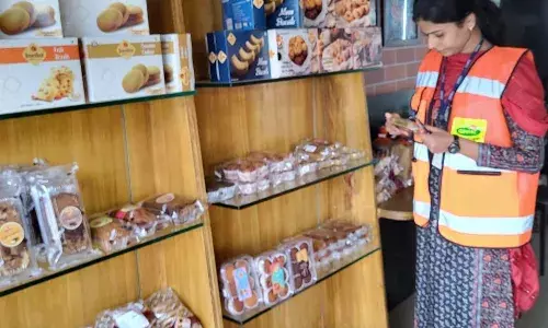 GHMC raids 90 Bakeries in Hyderabad; Food samples sent for lab testing