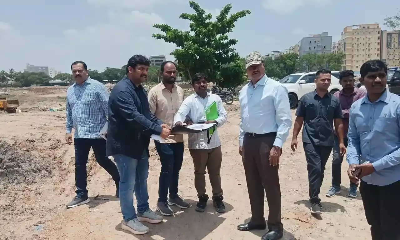 Madhapur: Residents accuse HYDRAA of increasing Sunnam Cheruvu size from 15 to 32 acres to raze homes