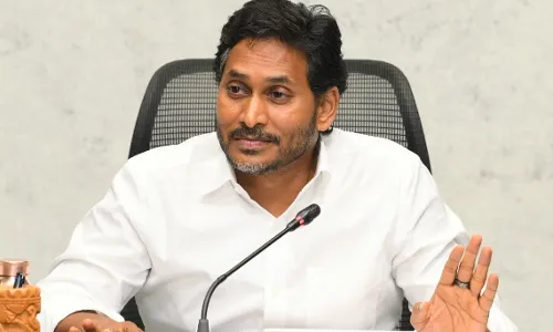 Guntur: Jagan booked in supporterās death case, listed as accused number 2