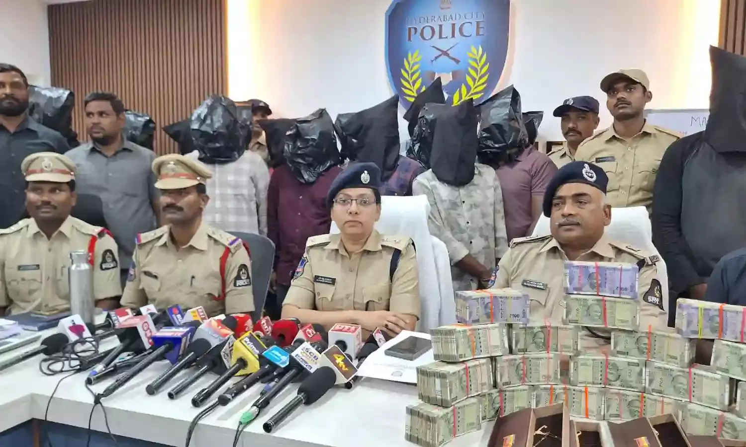 Hyderabad: How Monda Market Police busted gangs involved in fake gold transaction scam
