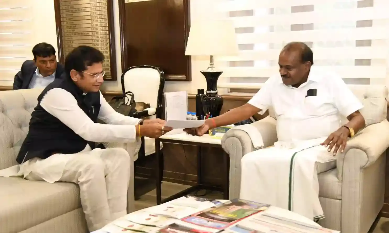 Thousands of acres unused: Sridhar Babu pushes for resolution on CPSU lands in Telangana