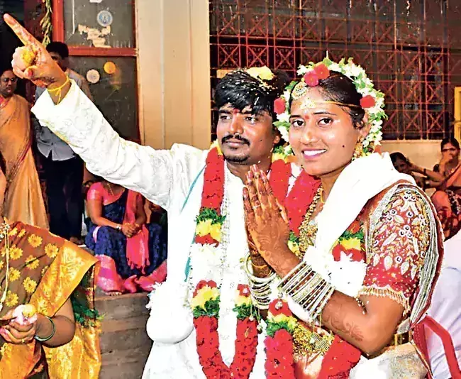 How private surveyor’s murder was plotted by wife, bank manager lover in Gadwal How private surveyor’s murder was plotted by wife, bank manager lover in Gadwal