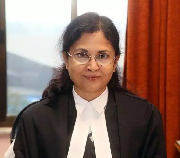 Telangana HC lawyers to boycott Justice Moushumi Bhattacharya, allege misconduct Telangana HC lawyers to boycott Justice Moushumi Bhattacharya, allege misconduct