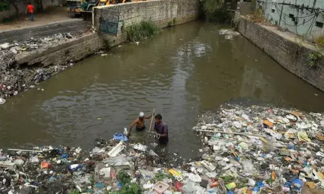 Blocked nalas in Balanagar, grabbed parks in Ranga Reddy: Citizens alert HYDRAA amid monsoon woes