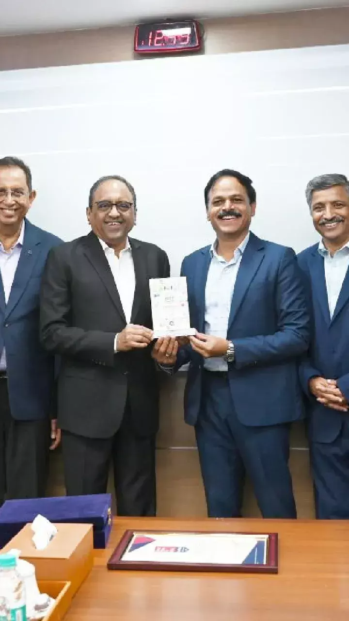 Hyderabad Metro Bags Global Recognition at UITP Awards 2025