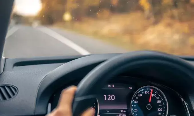 Insurance companies not liable to pay to family of driver who dies due to own negligence: SC