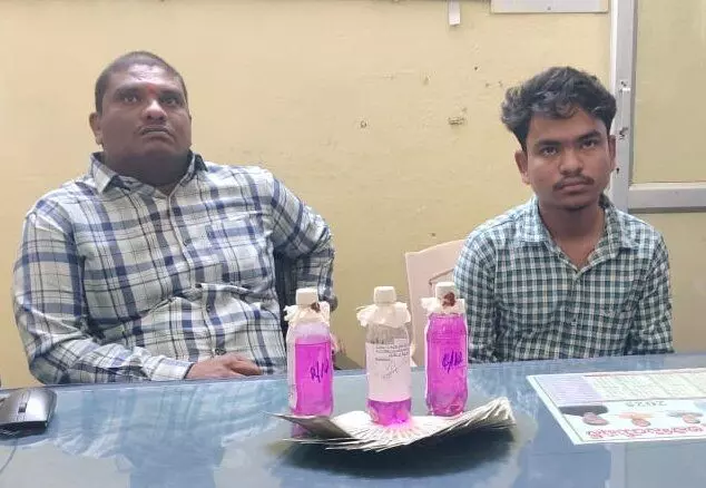 ACB arrests Kotapalli deputy tahsildar for taking Rs 10,000 bribe ACB arrests Kotapalli deputy tahsildar for taking Rs 10,000 bribe