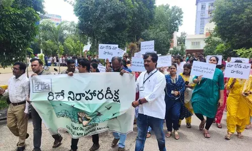 Tension in Bachupally after HYDRAA demolishes boundary wall of Praneeth Antilia; 600 families hit