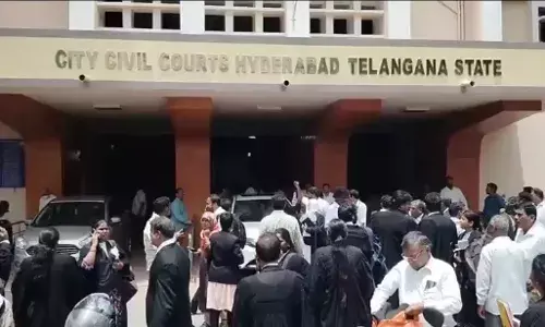 Hyderabad bomb scare: City Civil Court, Raj Bhavan receive threats about RDX-based IEDs via email