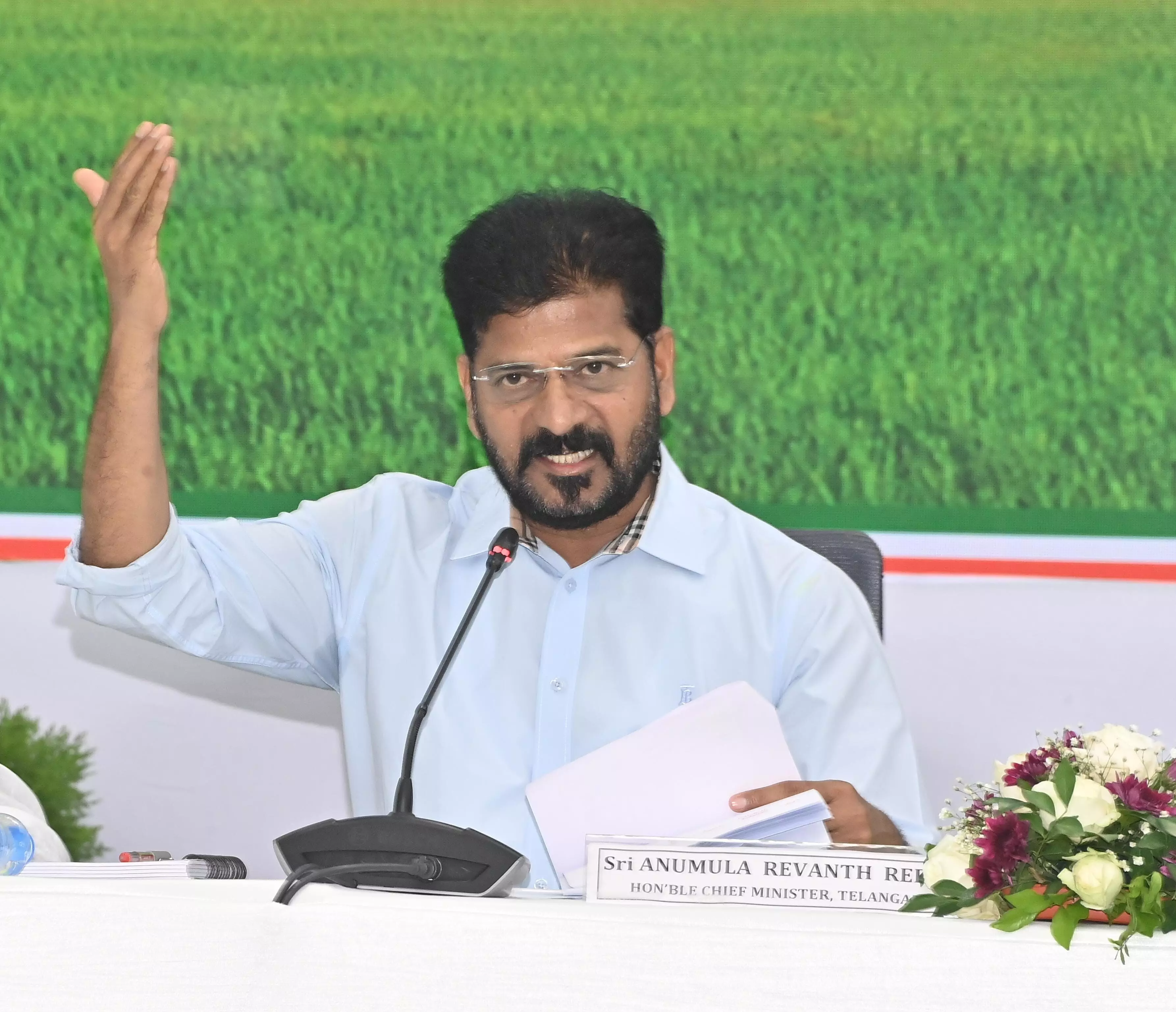 Let us debate on Krishna, Godavari water utilization; ready to hold mock assembly: CM Revanth to KCR Let us debate on Krishna, Godavari water utilization; ready to hold mock assembly: CM Revanth to KCR