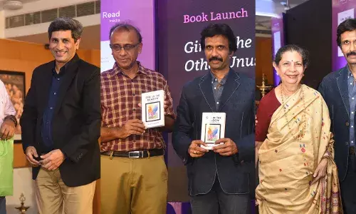 Hyderabad: ‘Travel Tales’ of renowned authors unveiled by theatre veteran Mohammad Ali Baig
