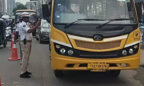 Hyderabad: Schoolchildren’s lives at risk; drunk drivers ferry students to schools